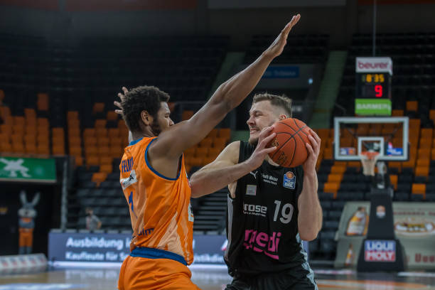 赛季的经典 赛季的经典