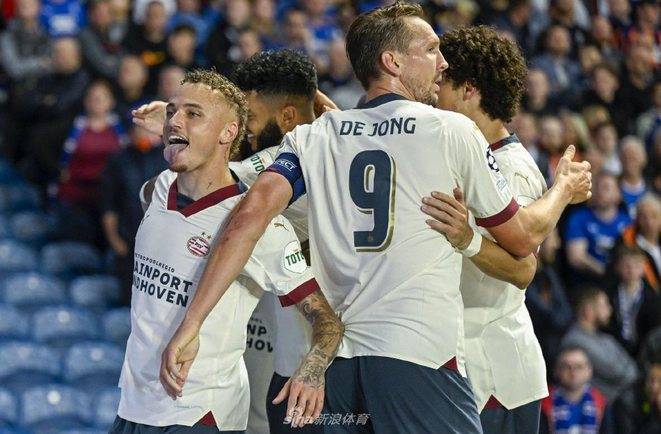 巴萨丝毫不 巴萨丝毫不