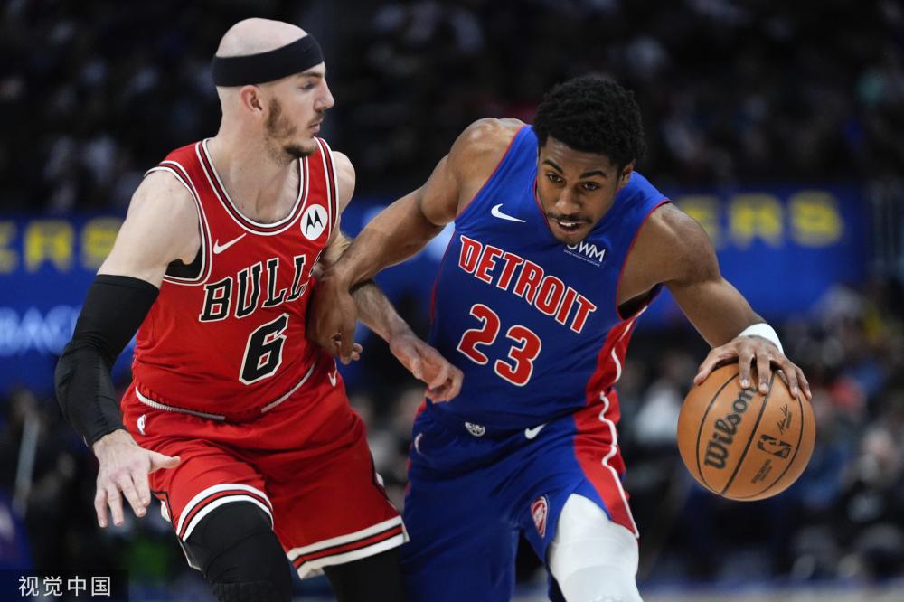 现在赛场上 现在赛场上